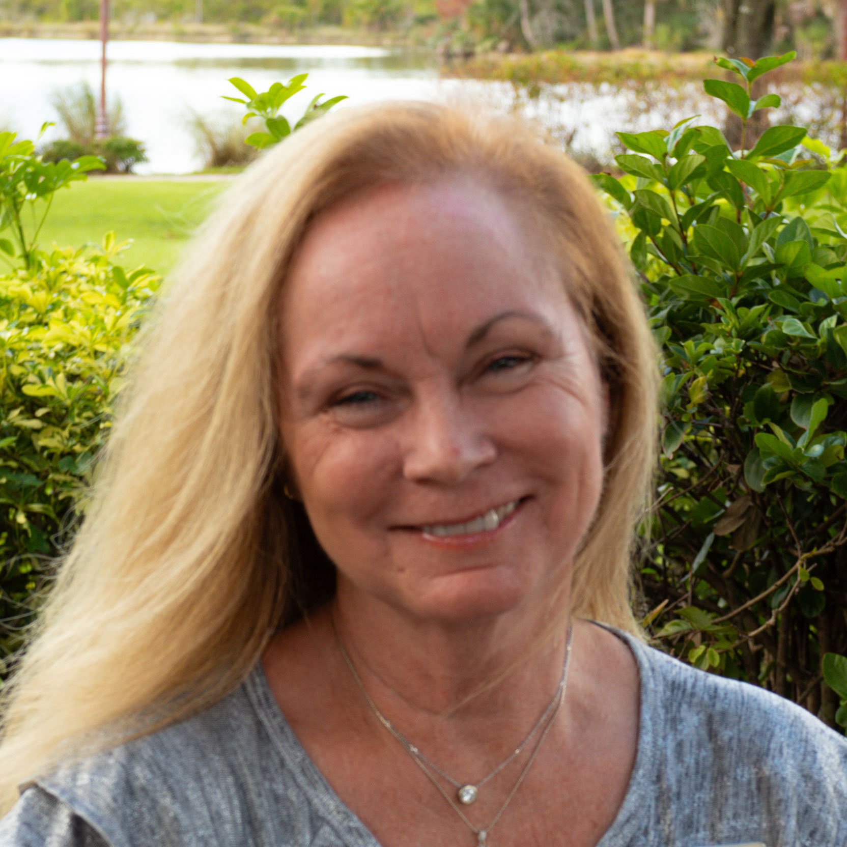 photo of Dee